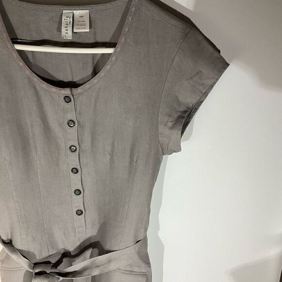 Sahalie Grey Linen Shirtdress. XS. Half Buttonup. Flap pockets Beautiful - Picture 8 of 9